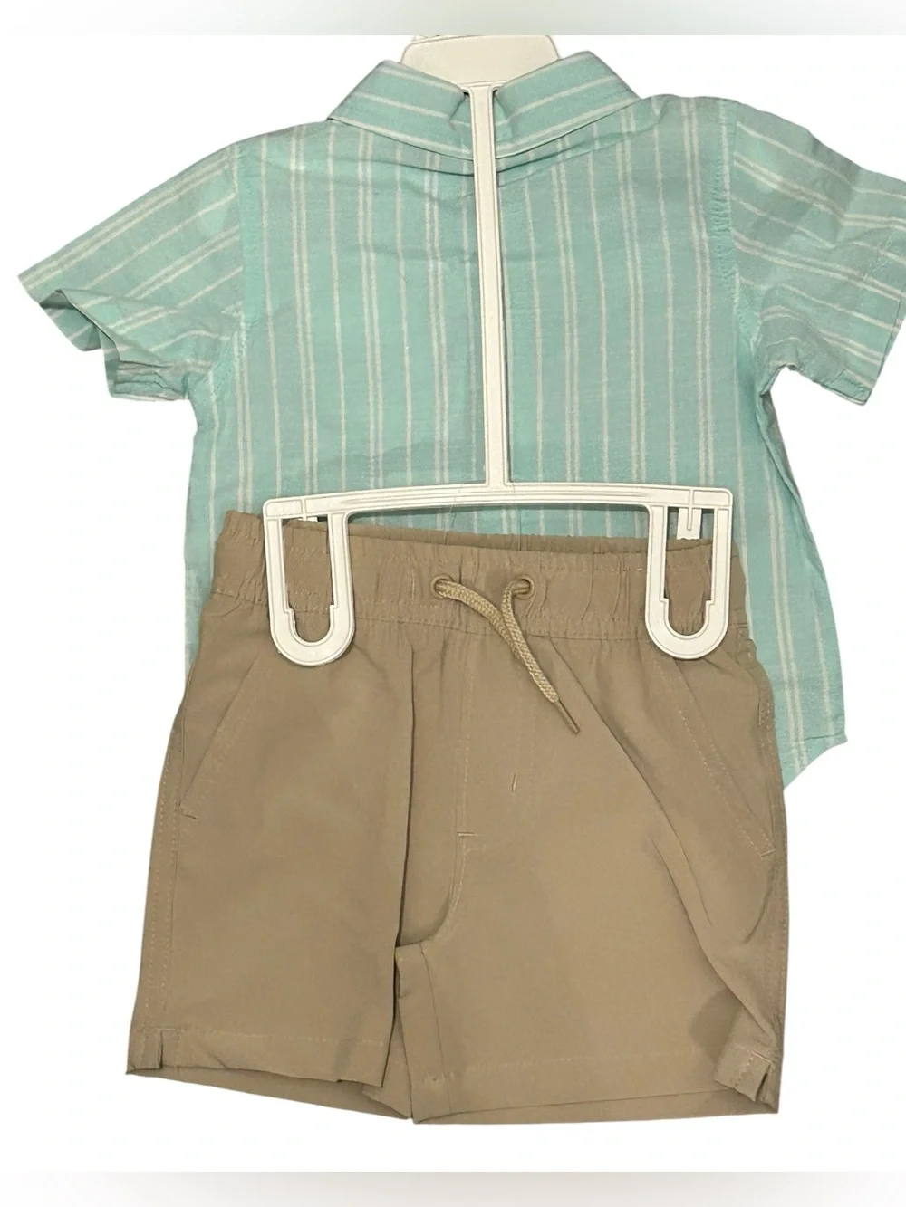 Wrangler Infant 12M 2 Piece Shorts Set Button Up Shirt W/khaki shorts NWT